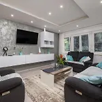 3 Bedroom Stunning In