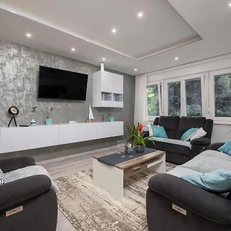 Amazing In With Wifi