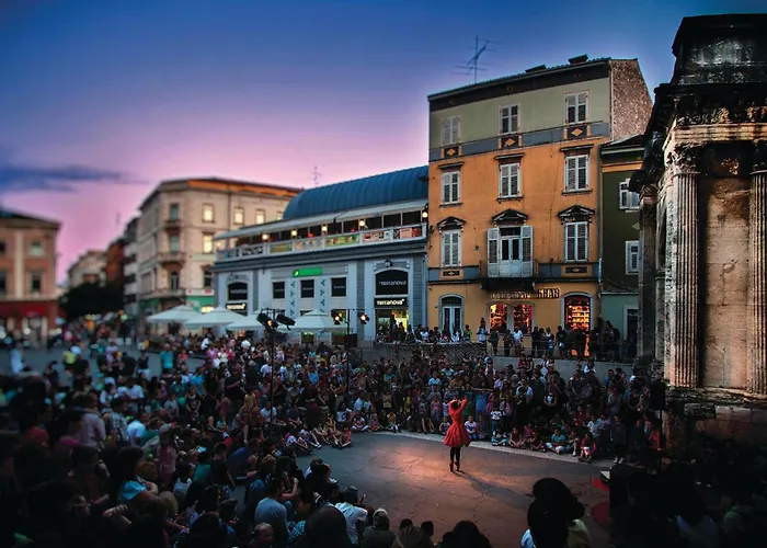 Apartment Amazing In With Wifi Pula