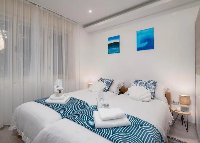 Amazing In With Wifi Apartment Pula