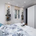 3 Bedroom Stunning In Apartment Pula